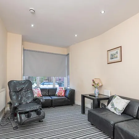 Apartman Bright 3bed Near Headingley Stadium & Station *