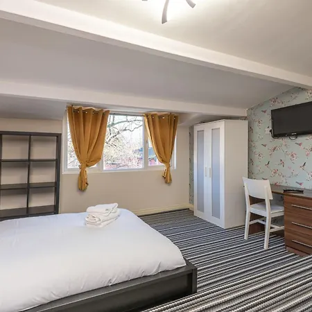 Bright 3bed Near Headingley Stadium & Station Apartment Leeds (West Yorkshire)