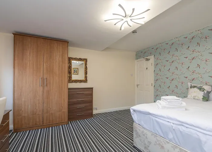 Bright 3bed Near Headingley Stadium & Station * Λιντς