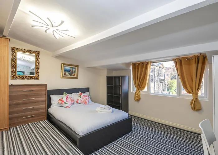 Apartment Bright 3bed Near Headingley Stadium & Station Leeds (West Yorkshire)