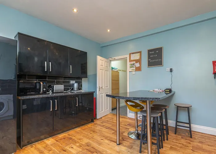 Bright 3bed Near Headingley Stadium & Station Apartment